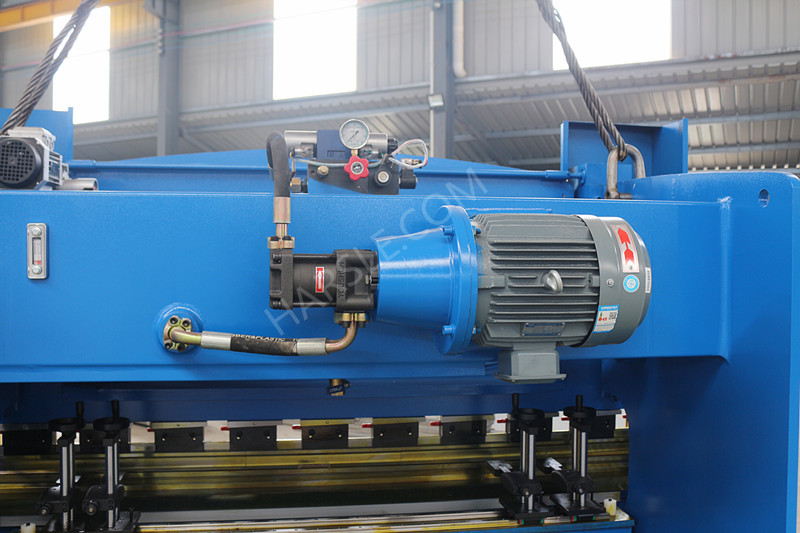 40T2500-E21(1) 40T2500-E21(1)