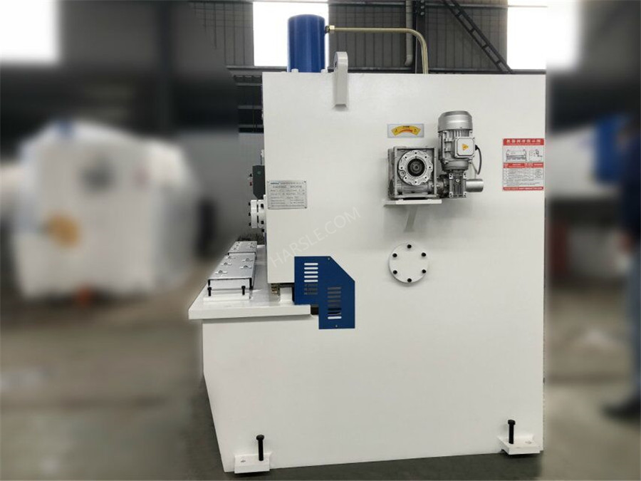 QC11K-6X3200 (4) QC11K-6X3200(4)