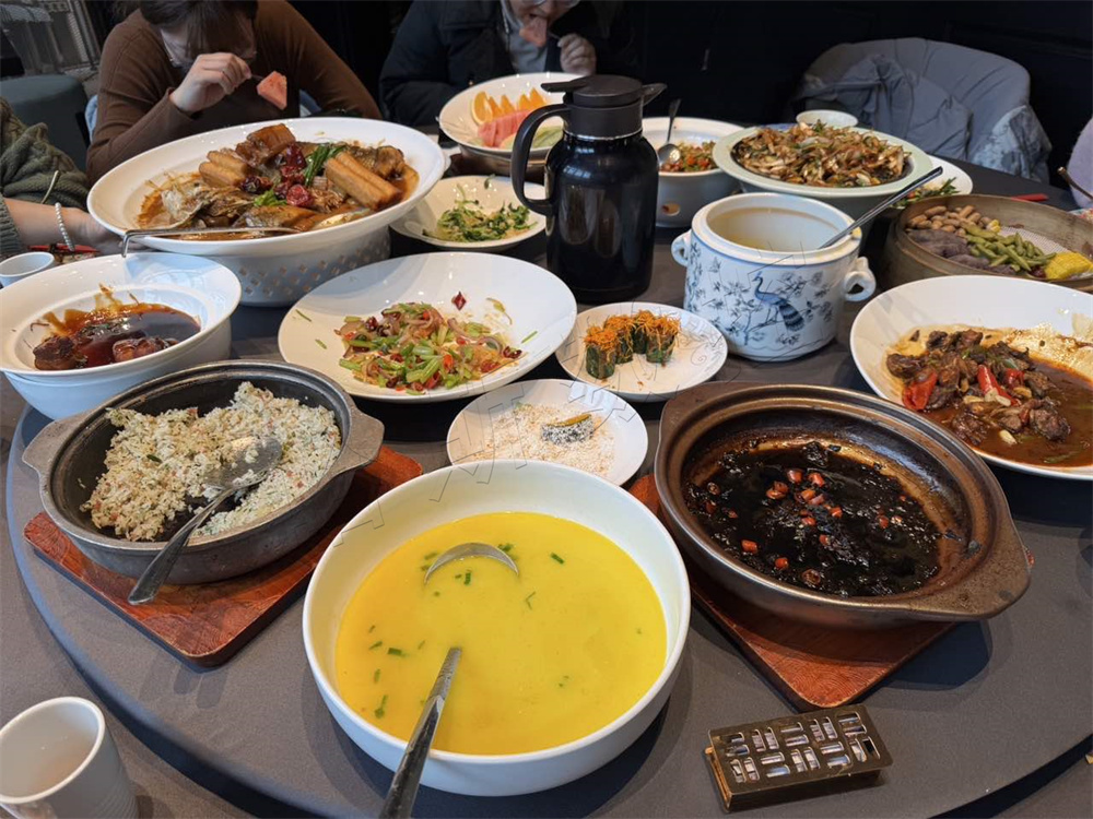 聚餐 聚餐