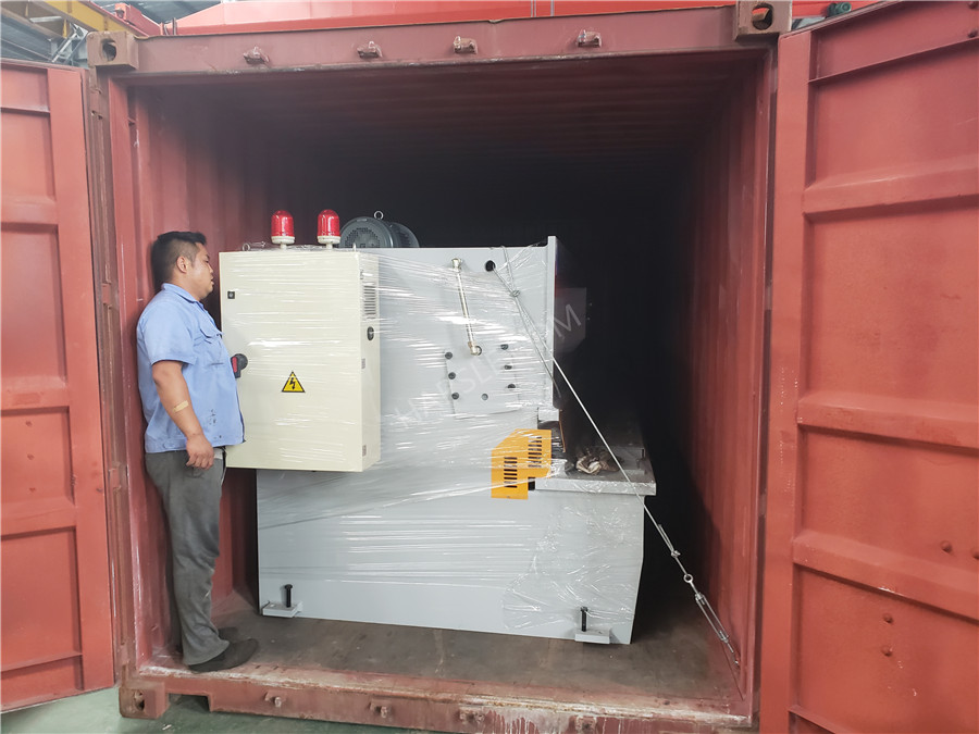 加拿大-QC12Y-8X4000（4）